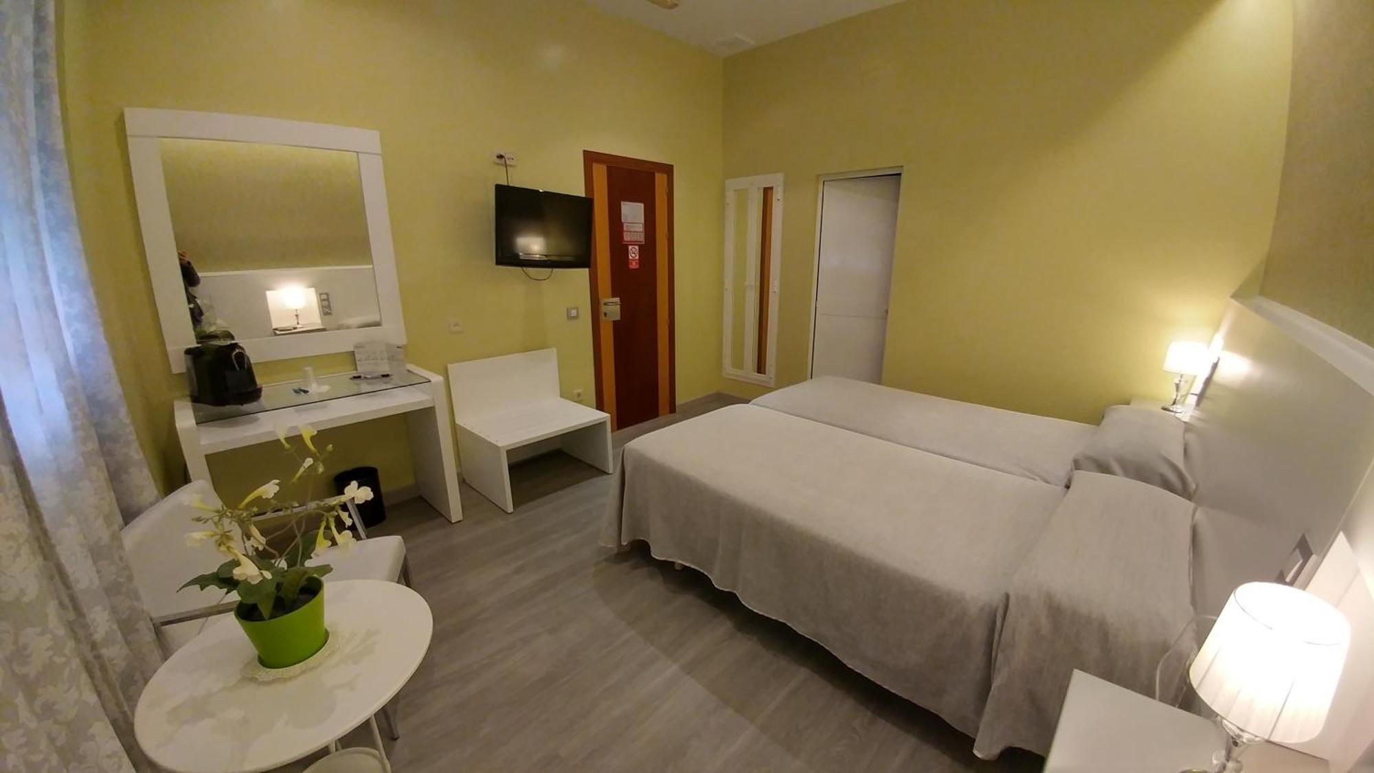 Hostal Paris سان فرناندو المظهر الخارجي الصورة