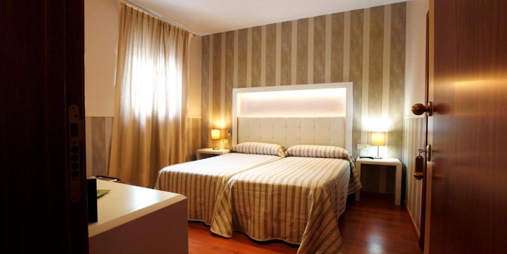 Hostal Paris سان فرناندو الغرفة الصورة