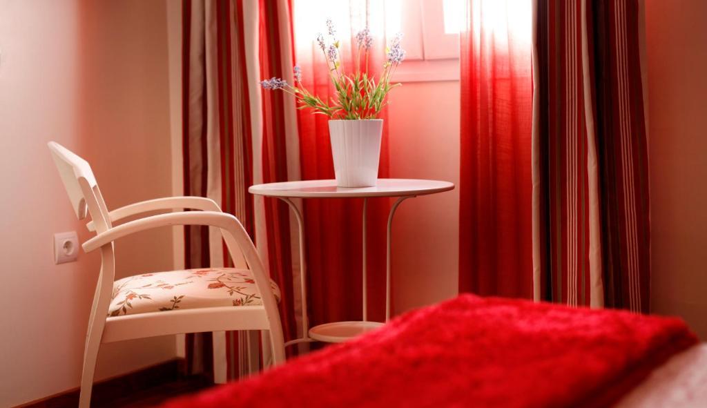 Hostal Paris سان فرناندو المظهر الخارجي الصورة