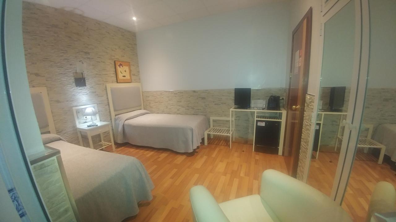 Hostal Paris سان فرناندو المظهر الخارجي الصورة