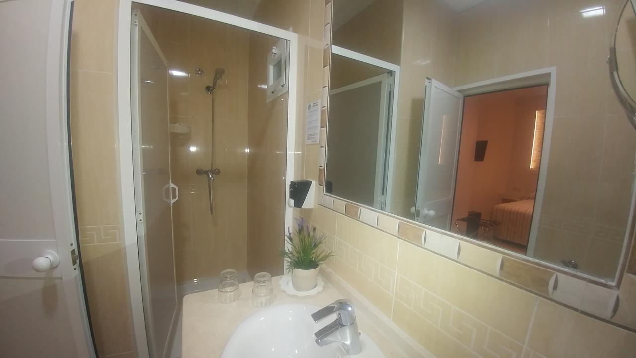 Hostal Paris سان فرناندو المظهر الخارجي الصورة