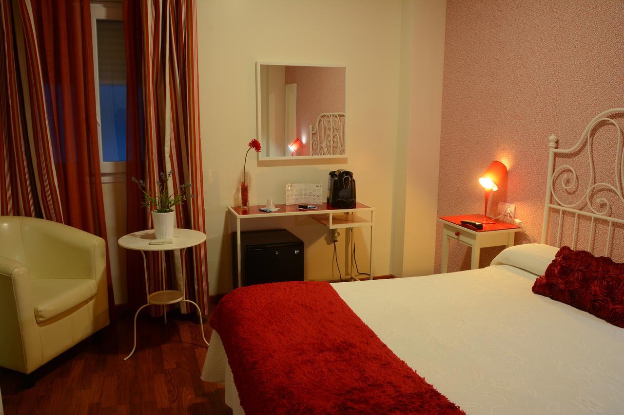 Hostal Paris سان فرناندو المظهر الخارجي الصورة